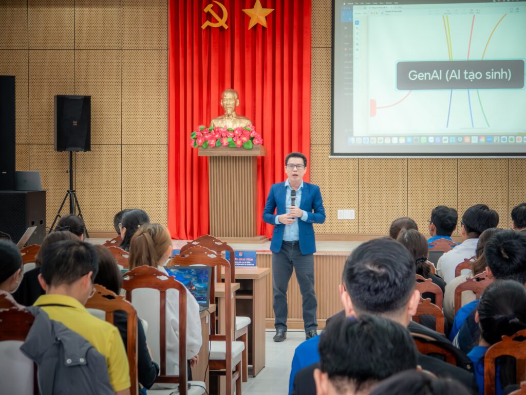 Workshop ứng dụng AI của YBA Lâm Đồng phối hợp tỉnh Đoàn tổ chức ngày 12.05.2025 với sự chia sẻ của chuyên gia tiến sĩ Trân Minh Tùng