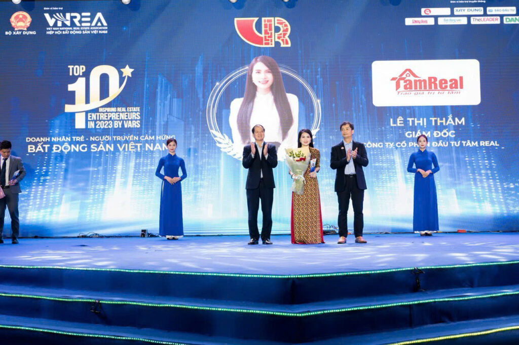 Ban Tài Chính và Đầu Tư YBA Lâm Đồng - chị Lê Thị Thắm trưởng ban - ybalamdong.vn-2